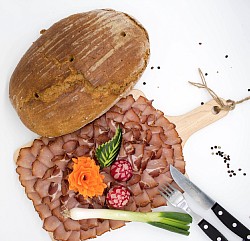 Selbstgebackenes Brot